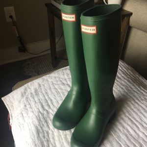 Never worn Hunter boots!